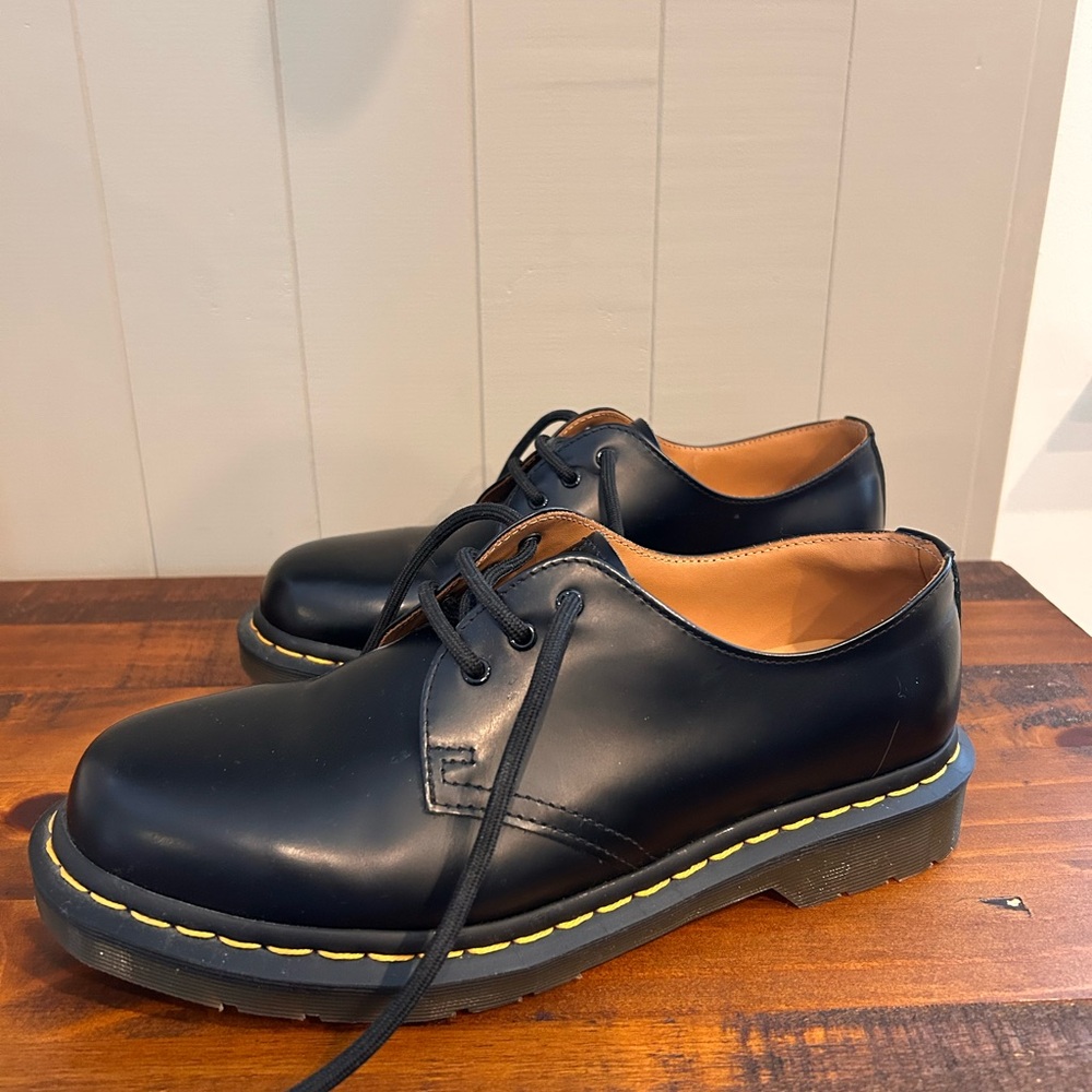 Dr. Martens Women’s Shoes